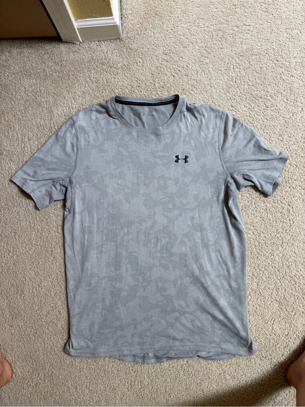 Under Armour Gray Camo Performance Short Sleeve Tee